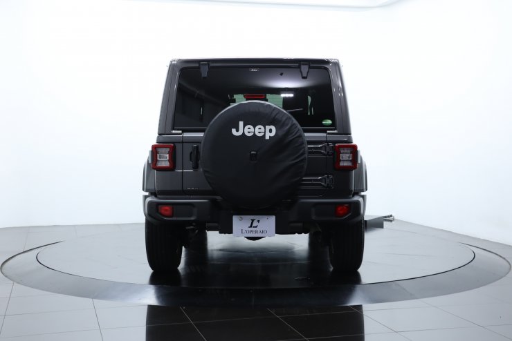 ジープ ラングラ―アンリミテッド 80th Anniversary Edition 110台限定