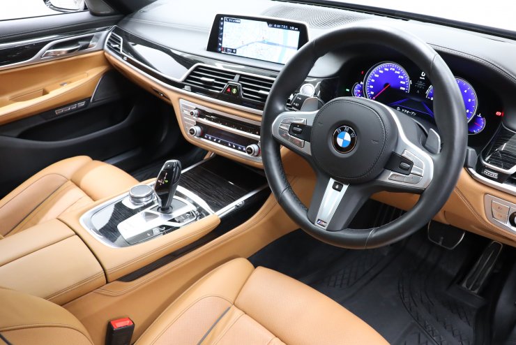 BMW 7シリーズ 750Li M-Sport コニャックレザー 純正21インチアルミ