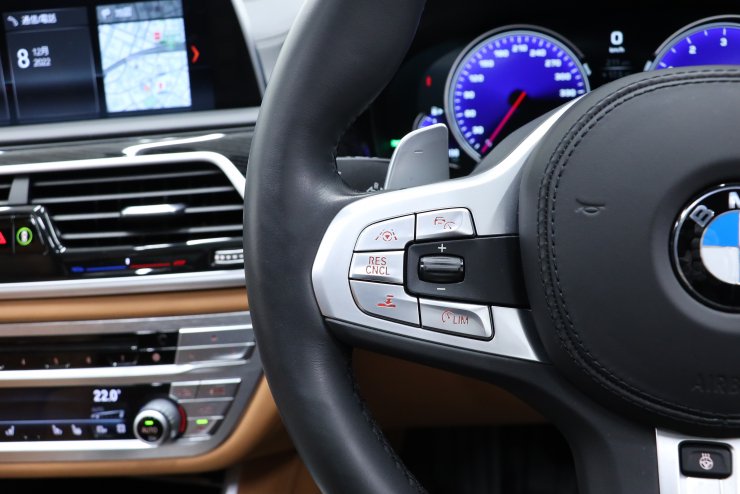 BMW 7シリーズ 750Li M-Sport コニャックレザー 純正21インチアルミ