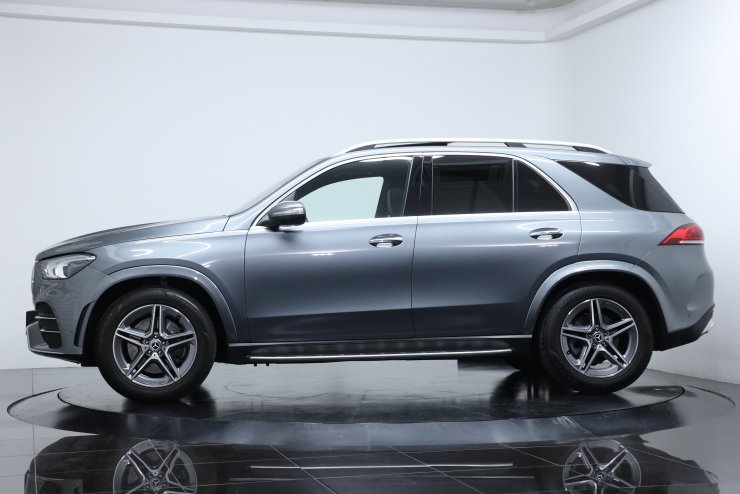 メルセデスベンツ GLEクラス GLE300d 4MATIC AMG-Line レザー