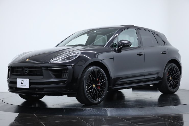 ポルシェ マカン GTS PDK 現行モデル 新車コンディション Sport
