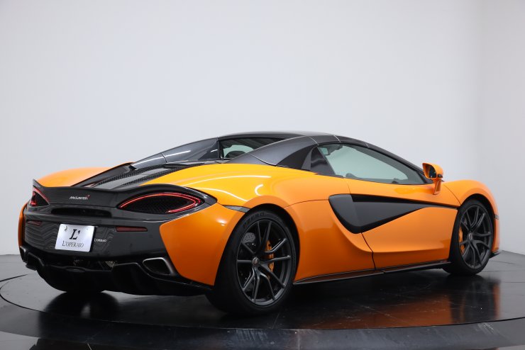 クララ　SR マクラーレン 570S Spider セキュリティパック ラグジュアリー