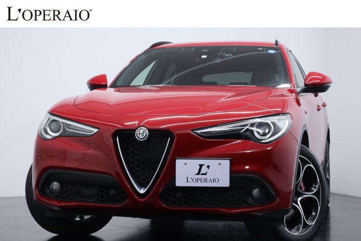 アルファロメオ ステルヴィオ 2.2 Q4 ディーゼルターボ スポーツ