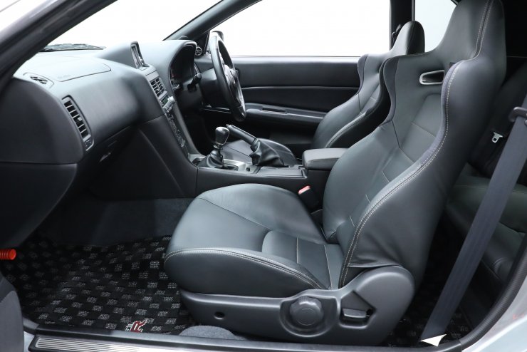 日産 スカイラインGT-R 2.6 Mspec Nür 4WD R34 限定車 実走行 約16,000