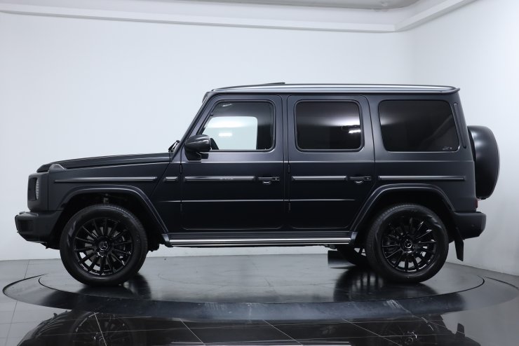 メルセデスベンツ Gクラスロング G400d Edition Magno black 限定300台