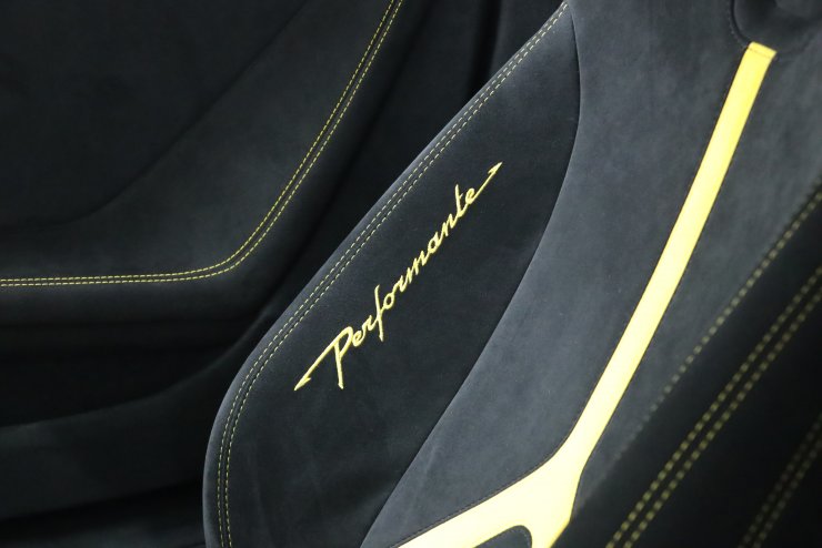 ランボルギーニ ウラカン Performante 純正20インチ鍛造アルミ