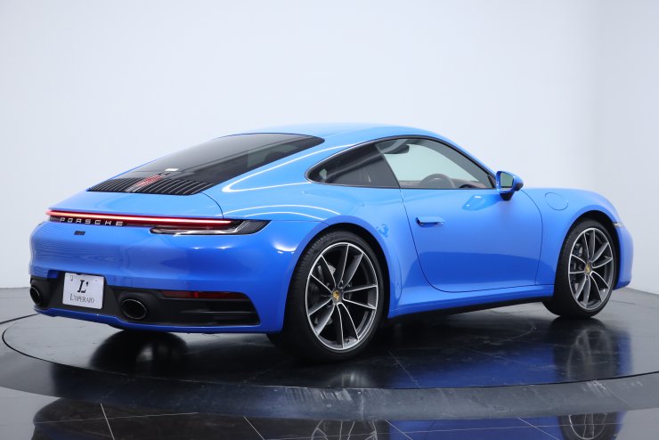 ポルシェ 911(Type992) Carrera PDK ワンオーナー シャークブルー