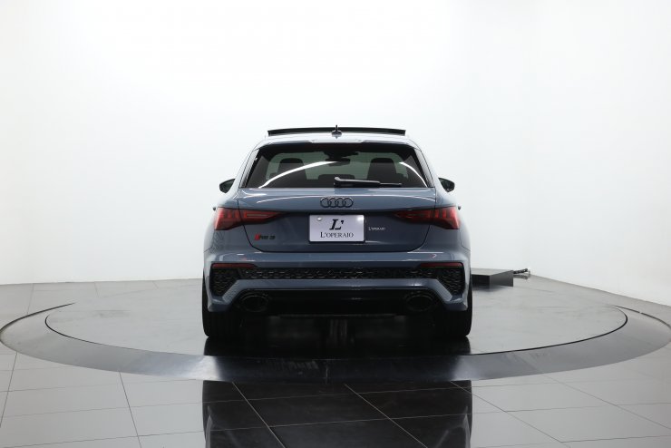 アウディ RS3 Sportback【乗り出し総額1,055万円】1stEdition 限定50台