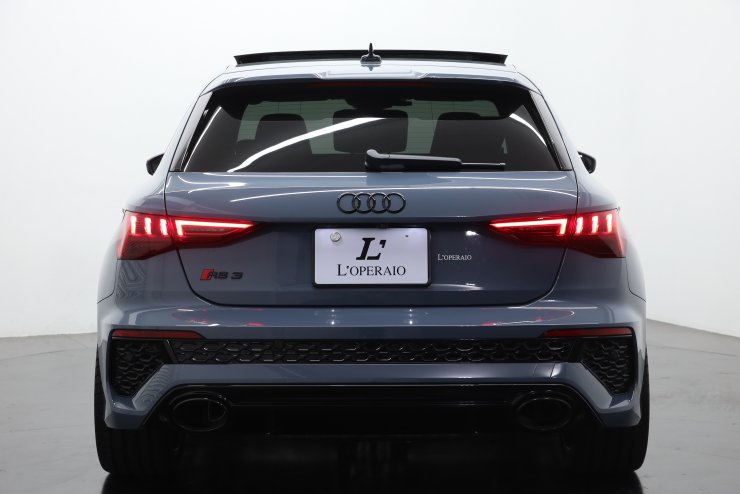アウディ RS3 Sportback【乗り出し総額1,055万円】1stEdition 限定50台