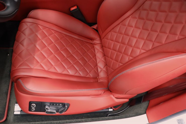 ベントレー コンチネンタル GT Speed【乗り出し総額1,210万円】2016年