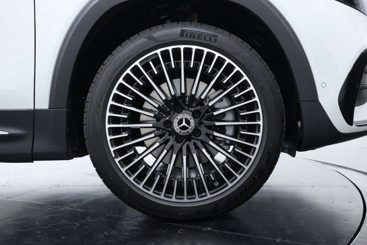 メルセデスベンツ EQBクラス EQB350 4マチック【乗り出し総額895万円