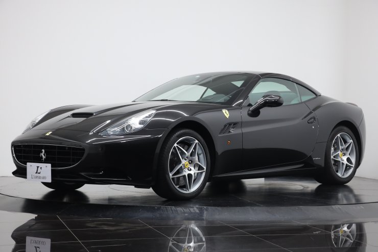 フェラーリ カリフォルニア F1 DCT 【乗り出し総額1340万円】希少