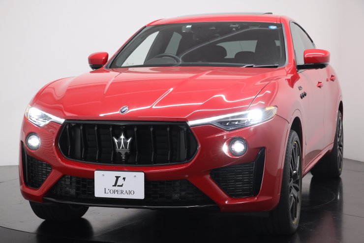 マセラティ レヴァンテ Fトリブート 限定14台 ワンオーナー ピエノ