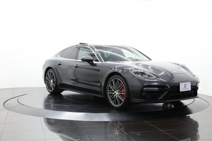 ポルシェ パナメーラ turbo PDK 左ハンドル 純正21インチアルミ