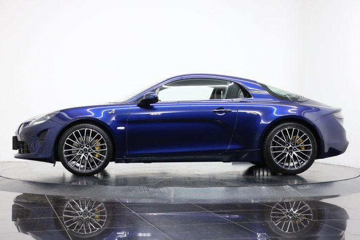 アルピーヌ A110 GT 現行モデル エッセンシャルPKG 純正18インチGrand