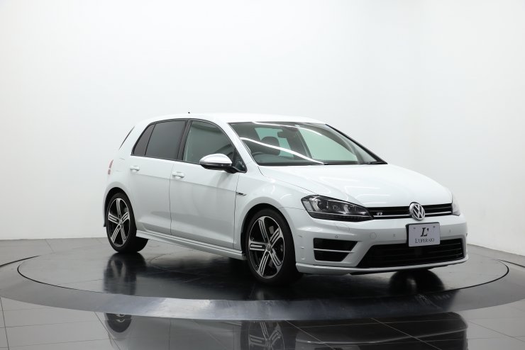 フォルクスワーゲン ゴルフ R 【乗り出し総額300万円】6DSG 4
