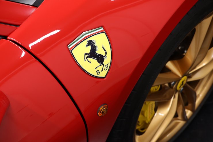 Ferrariヘッドフォン　新品未使用　早い者勝ち 小寺信良の週刊 Electric Zooma!】EDMをズンドコ鳴らせ! ソニー