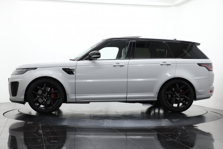 ランドローバー レンジローバースポーツ SVR ジャパンSVエディション