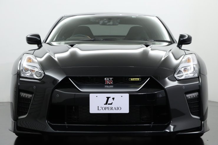 日産 GT-R Premium edition T-spec 走行600km 特別仕様車 カーボン