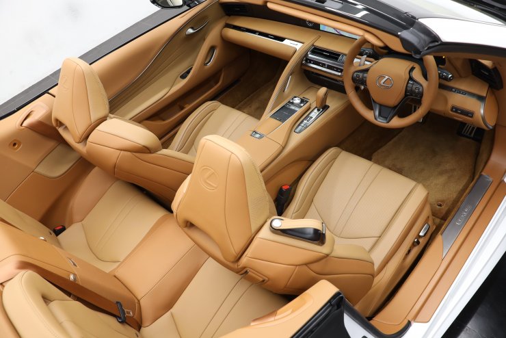 ガーデンシンク 『レクサスゴールド様』 レクサス LC 500 Convertible ワンオーナー マークレビンソン