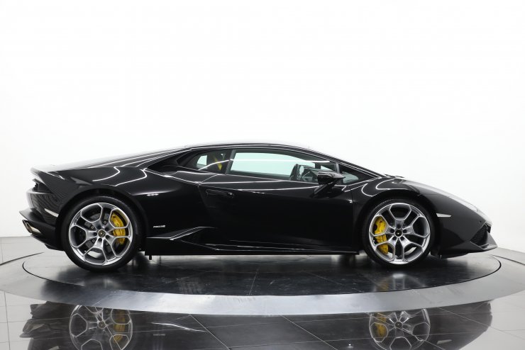 ランボルギーニ ウラカン LP610-4 【乗り出し総額2,433万円】ネロ