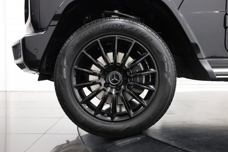 メルセデスベンツ Gクラスロング G400d Manufaktur Edition 左ハンドル