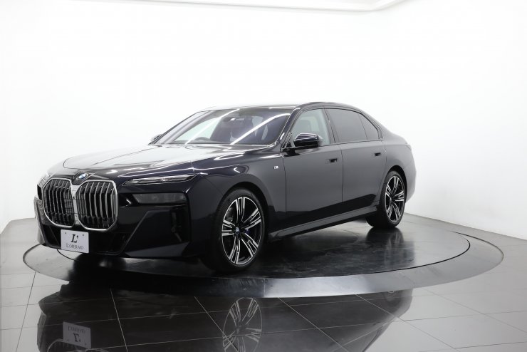 BMW 7シリーズ 740i Mスポーツ 新車コンディション 【乗り出し総額