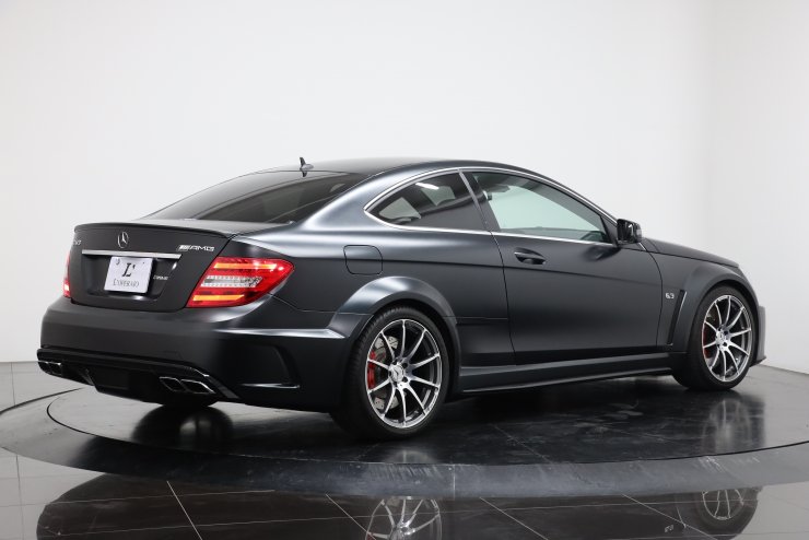 AMG Cクラス C63 Coupe Black Series 国内限定50台 4シーターPKG