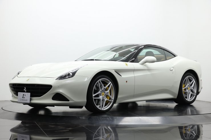 フェラーリ カリフォルニア T F1 DCT 【乗り出し総額1,895万円