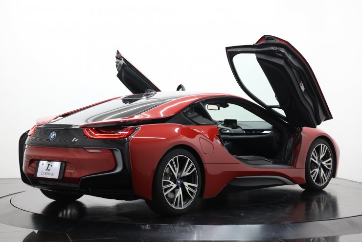 BMW i8 Celebration Edition“Protonic Red” 【乗出し総額802万円