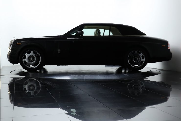 ロールスロイス ファントム Drophead Coupe ダブルコーチライン