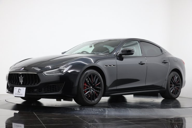 マセラティ ギブリ ディーゼル ファイナルエディション 【総額673万円