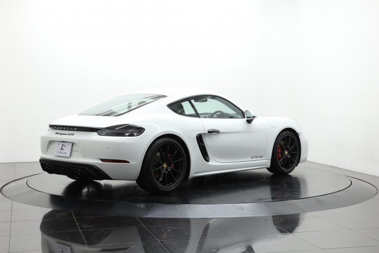 ポルシェ 718 Cayman GTS 4.0 6MT ワンオーナー車 走行距離約