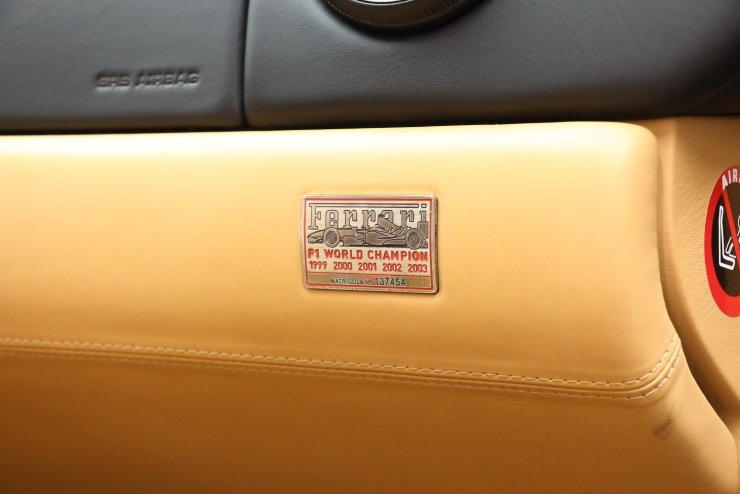 フェラーリ360 1999年式 オーナーズマニュアル　カバー付き フェラーリ360 1999年式 オーナーズマニュアルカバー付き