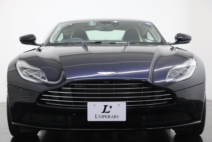 アストンマーティン DB11 Launch Edition【乗り出し総額1,713万円