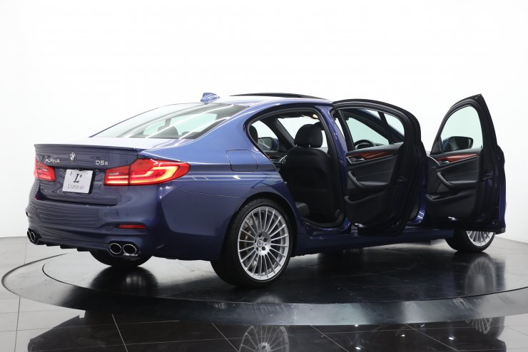 アルピナ D5 S BiTurbo Limousine Allrad 有償色 ブラックレザー