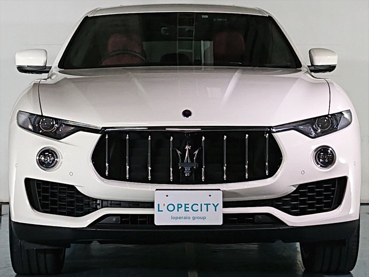 マセラティ レヴァンテ レヴァンテ 3.0 4WD 2019年モデル 1オーナー