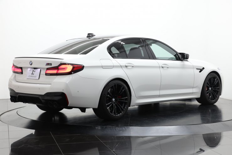BMW M5 Competition 後期LCIモデル 左ハンドル ブラックレザー 純正20