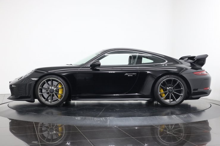 ポルシェ 911(Type991) GT3 PDK【乗り出し総額2,233万円】正規