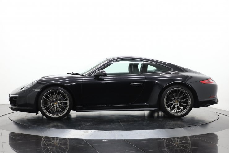 ポルシェ 911(Type991) Carerra4 PDK 後期モデル 純正20インチRS