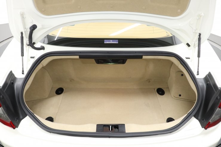 マセラティ グラントゥーリズモ スポーツ MCオートシフト 中期 MC
