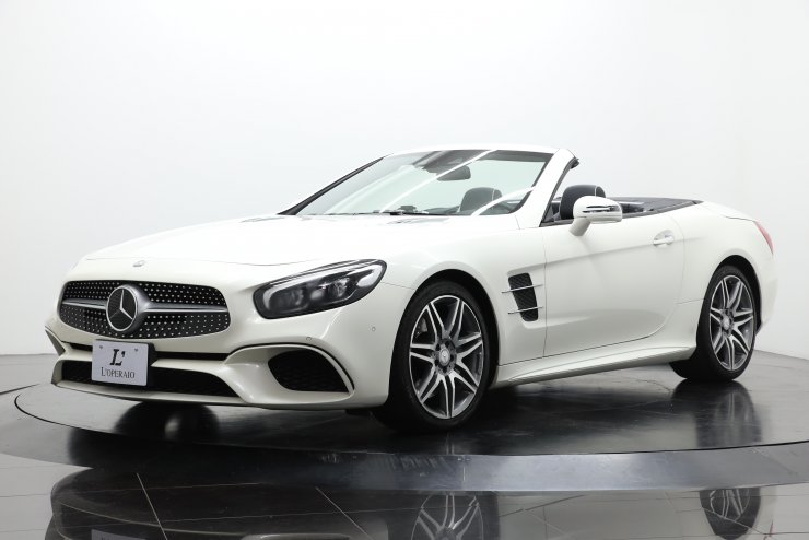 メルセデスベンツ SLクラス SL550 有償色：ダイヤモンドホワイト 黒革