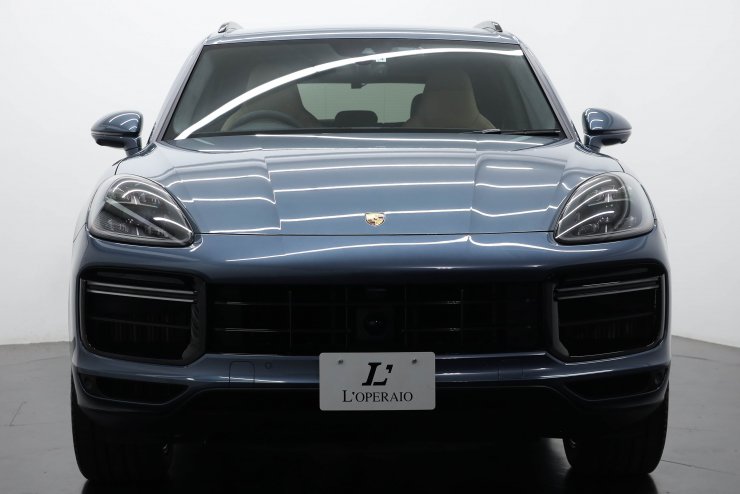 ポルシェ カイエン Turbo Tip-S【総額1203万円】有償色 ビスケブルー