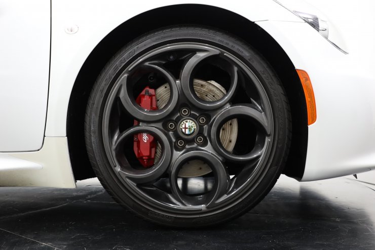 アルファロメオ 4C スパイダー 茶革 スポーツPKG レザーPKG