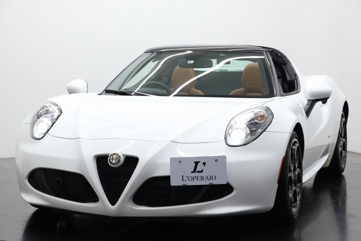 アルファロメオ 4C スパイダー 茶革 スポーツPKG レザーPKG カーボン