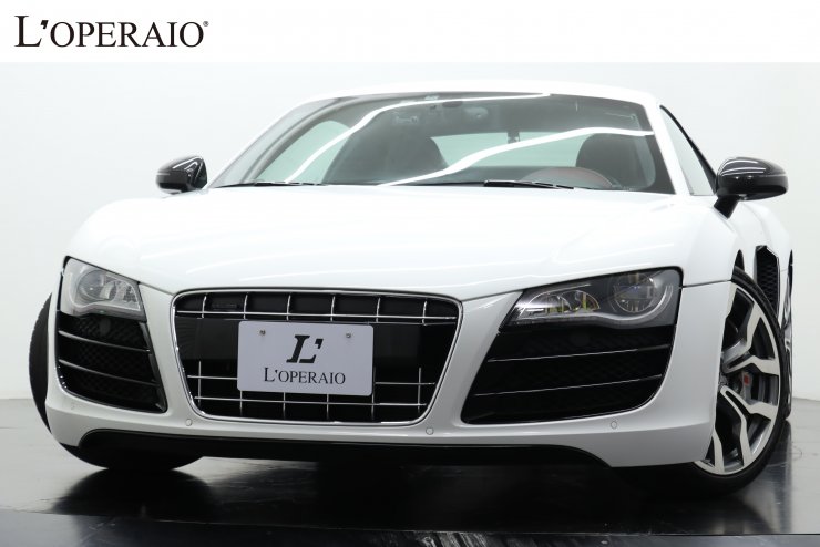アウディ R8 5.2 FSI Quattro オプション総額約342万円セラミック