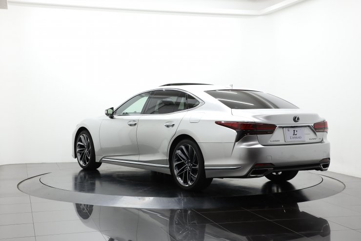 レクサス LS 500 エグゼクティブAWD 後期モデル ワンオーナー