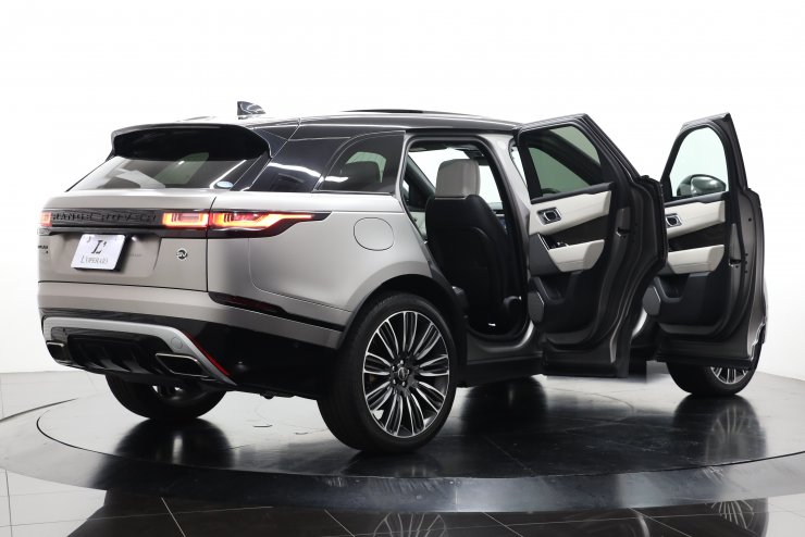 ランドローバー レンジローバーヴェラール First Edition 4WD 特別色