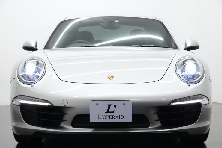 ポルシェ 911(Type991) Carrera PDK 希少カラー（プラチナ
