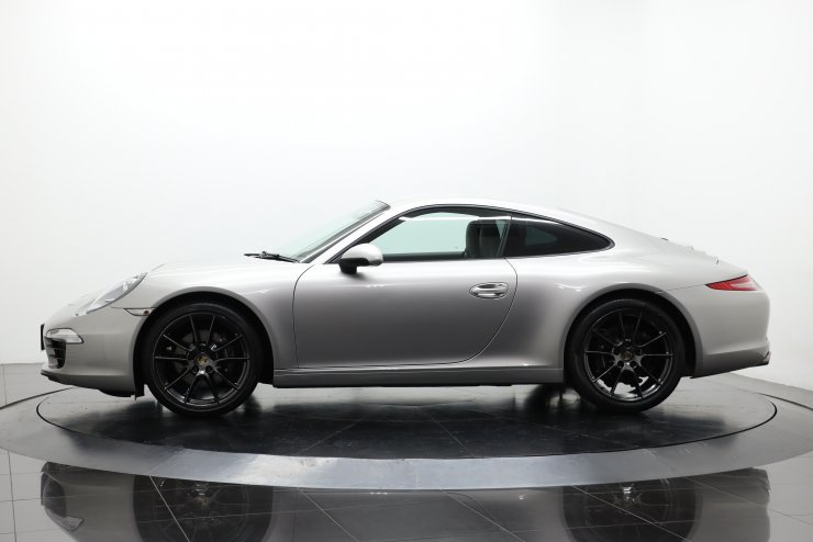 Porsche - プラチナ　ポルシェ ポルシェ 911(Type991) Carrera PDK 希少カラー（プラチナ